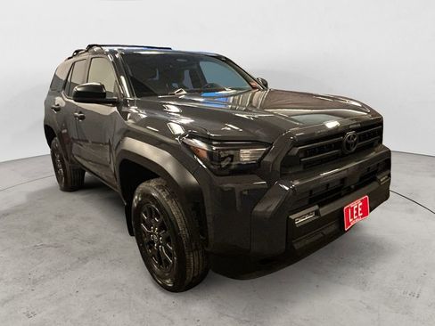 Certified 2025 Toyota 4Runner SR5 AWD/4WD image 7