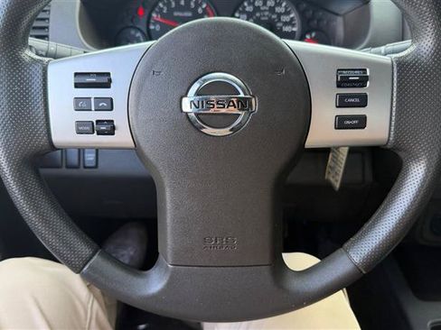Used 2015 Nissan Frontier S RWD image 23