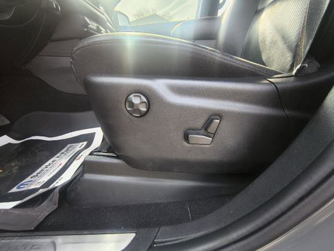 Used 2025 Dodge Durango GT AWD/4WD image 12