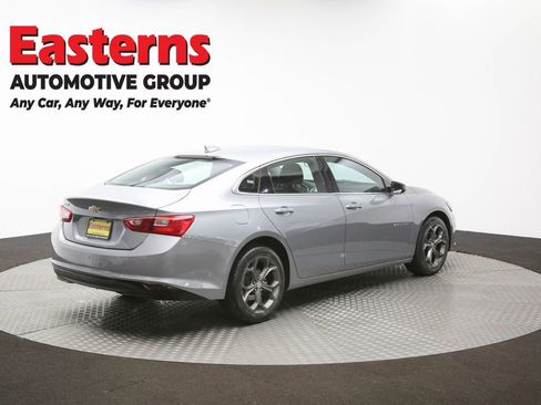 Used 2024 Chevrolet Malibu LT image 40