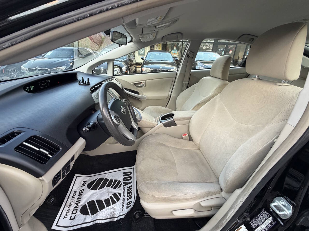 Used 2015 Toyota Prius Three FWD image 9