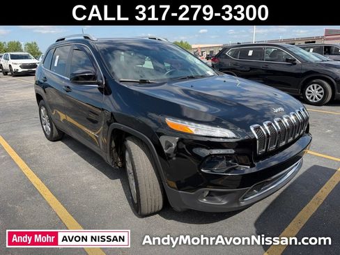 Used 2017 Jeep Cherokee Limited AWD/4WD image 3