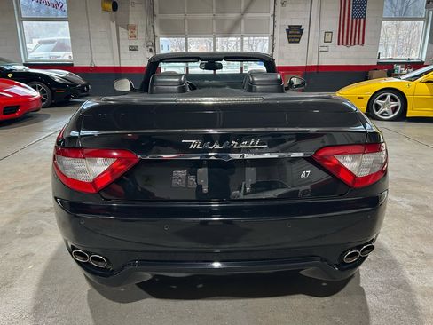 Used 2011 Maserati GranTurismo Convertible image 7