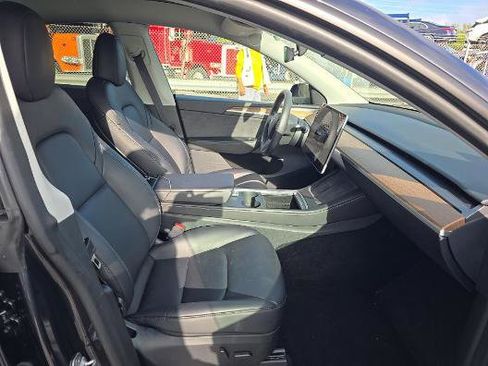 Used 2024 Tesla Model Y 2WD image 8