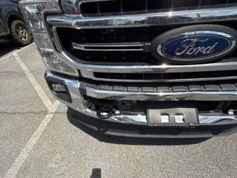 Certified 2021 Ford F250 Lariat w/ Lariat Value Package AWD/4WD image 17
