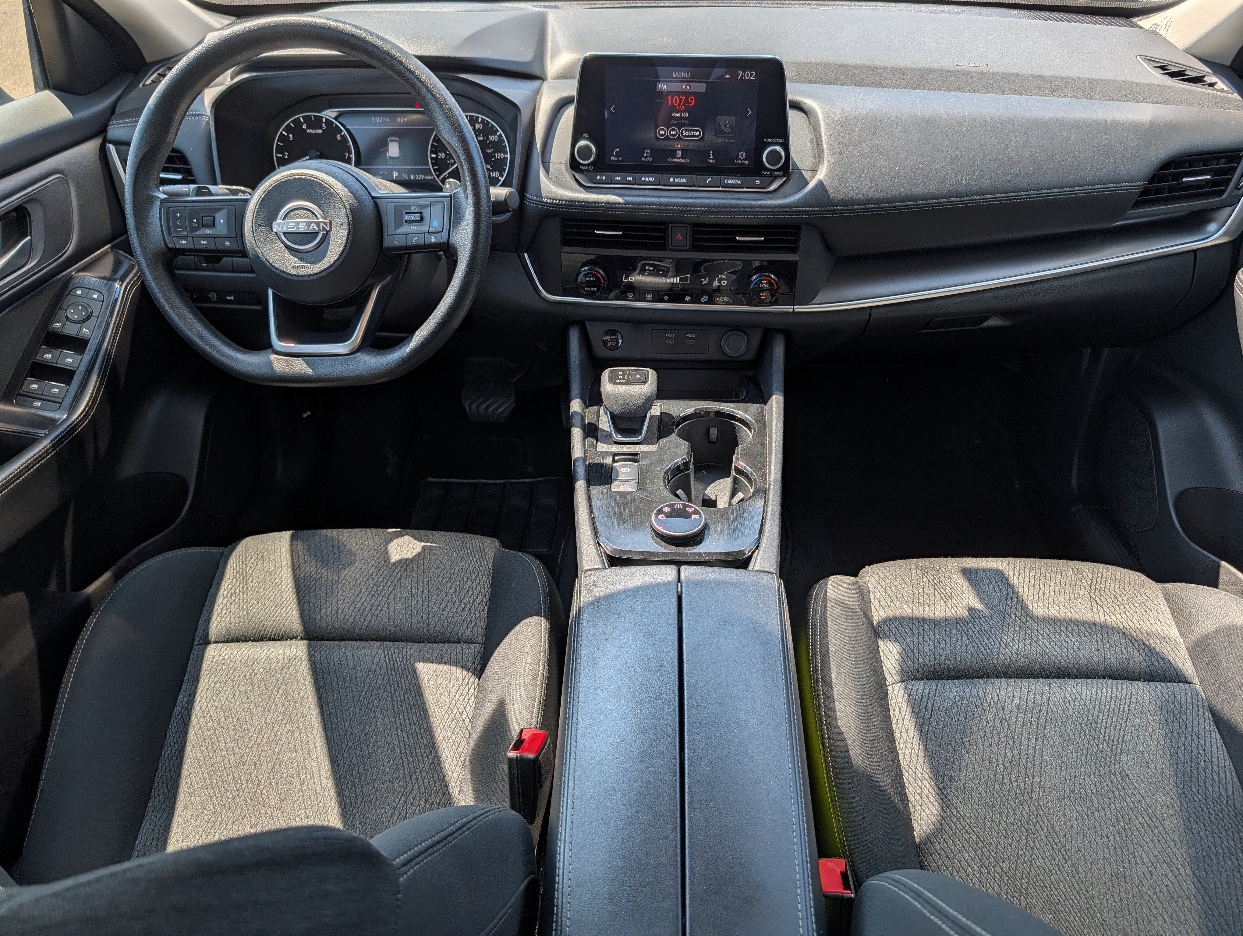 Used 2024 Nissan Rogue SV AWD/4WD image 11