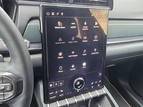 Used 2026 GMC Terrain AT4 w/ Technology Package II image 13