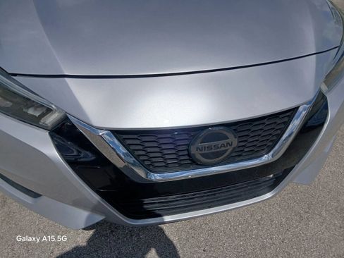 Used 2020 Nissan Versa SR w/ Convenience Package FWD image 20