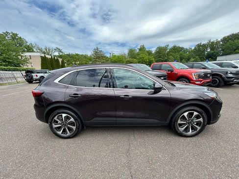 Certified 2023 Ford Escape Platinum AWD/4WD image 4