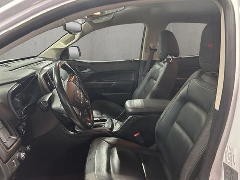 Used 2021 GMC Canyon AT4 w/ Trailering Package AWD/4WD image 4