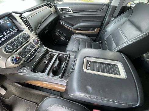 Used 2018 GMC Yukon Denali RWD image 21