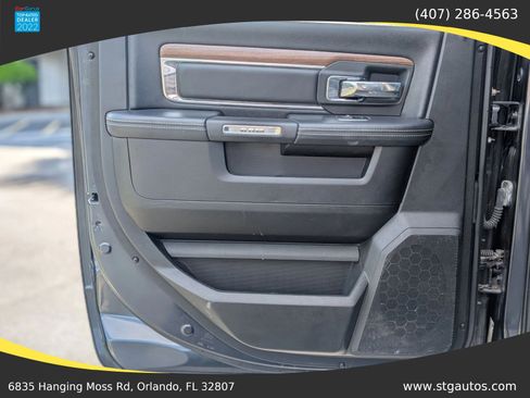 Used 2015 RAM 1500 Laramie image 17