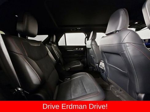Used 2025 Ford Explorer ST w/ Sun And Sound Package RWD image 28