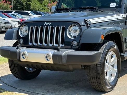 Used 2017 Jeep Wrangler Unlimited Sahara w/ Quick Order Package 24E Chief AWD/4WD image 10