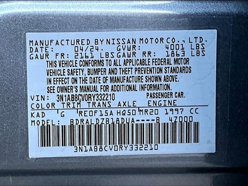 Used 2024 Nissan Sentra SV FWD image 34