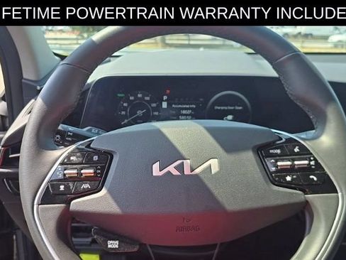 Used 2024 Kia Niro Wind FWD image 7