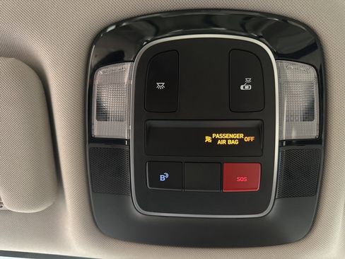 Used 2025 Hyundai Sonata SEL image 25