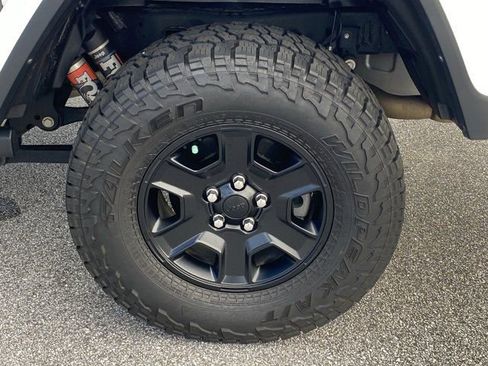 Used 2023 Jeep Gladiator Mojave w/ LED Lighting Group image 32