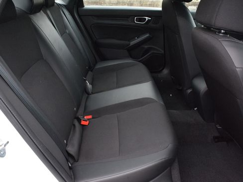 Used 2023 Honda Civic Sport image 17
