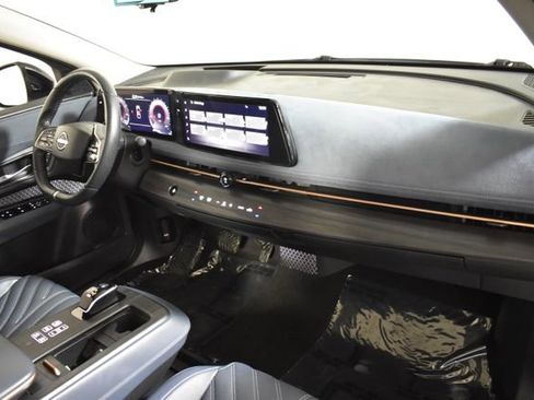 Certified 2023 Nissan Ariya AWD/4WD image 39