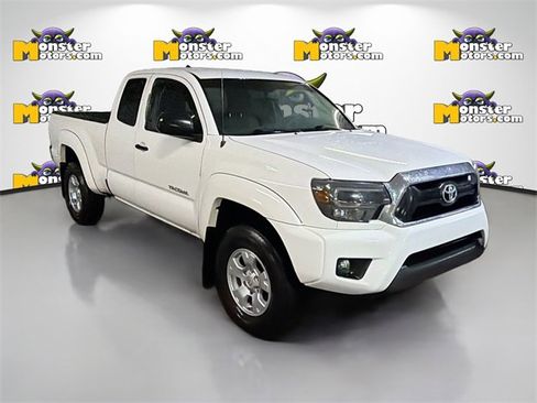 Used 2014 Toyota Tacoma 4x4 Access Cab V6 image 3