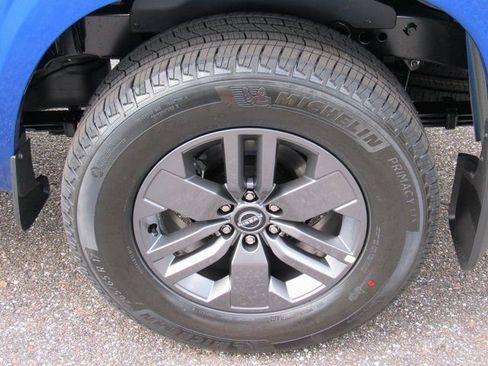 New 2026 Nissan Frontier SV image 7