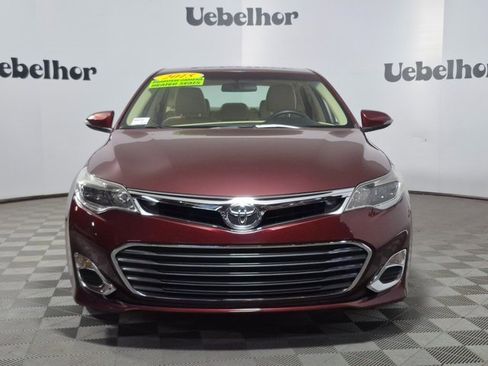 Used 2015 Toyota Avalon XLE image 2