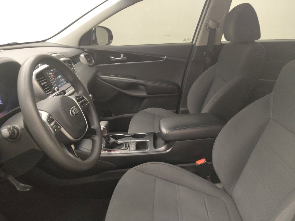 Used 2019 Kia Sorento AWD image 17