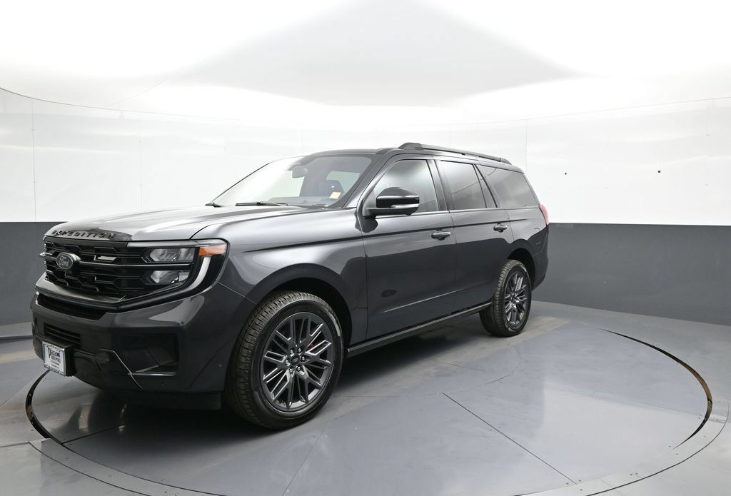 Used 2025 Ford Expedition Platinum w/ Stealth Performance Package AWD/4WD image 1