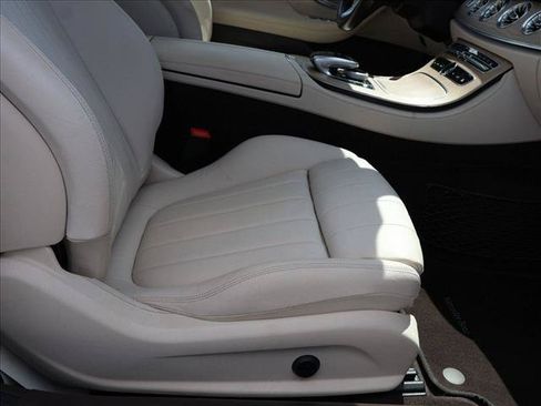 Used 2018 Mercedes-Benz E 400 4MATIC Coupe image 28