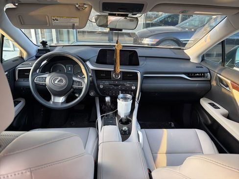 Used 2022 Lexus RX 350 AWD w/ Premium Package image 17