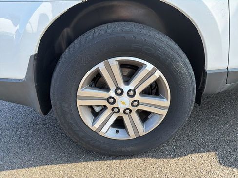 Used 2016 Chevrolet Traverse LT image 13