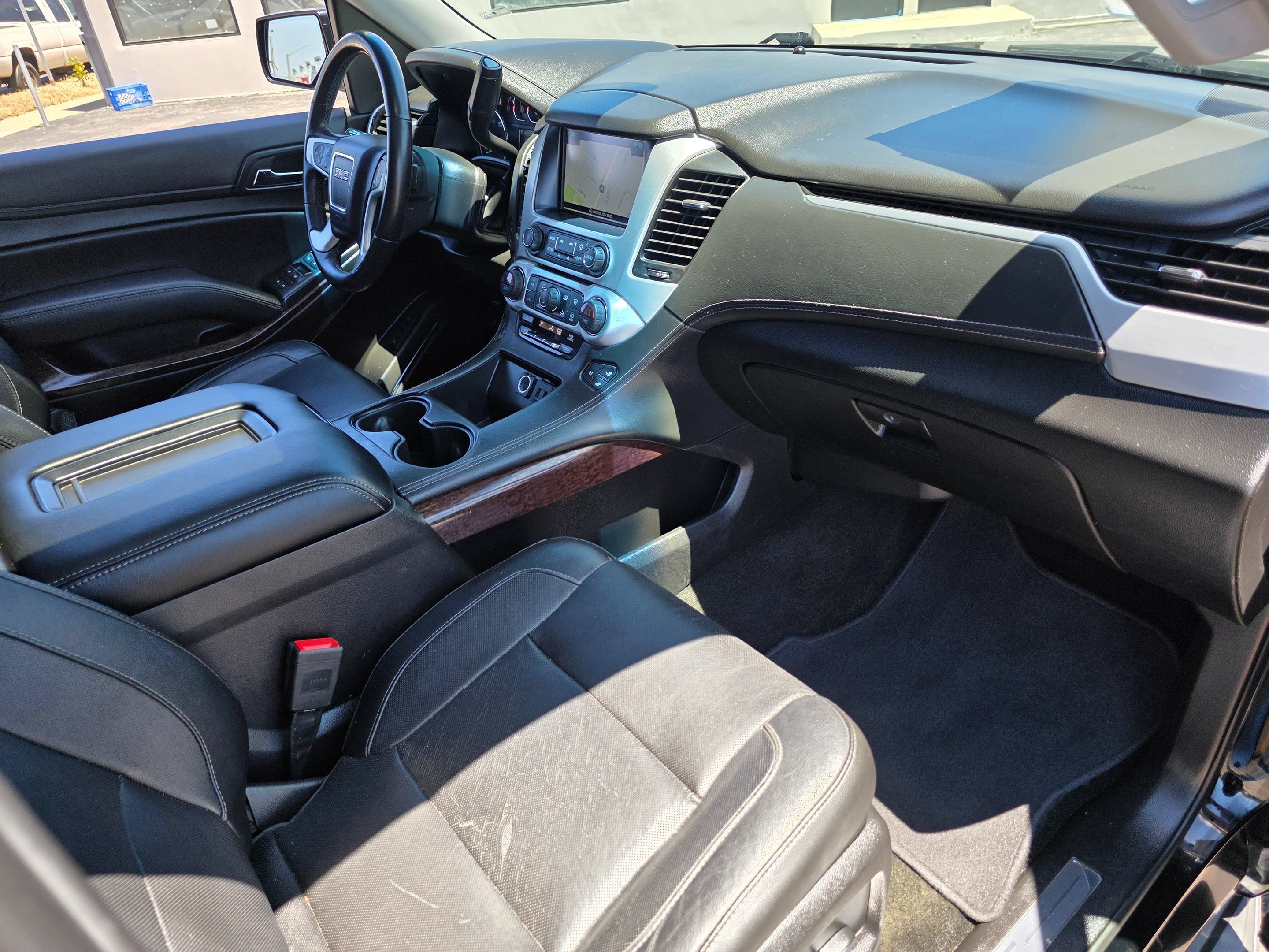 Used 2018 GMC Yukon SLT w/ Open Road Package RWD image 11