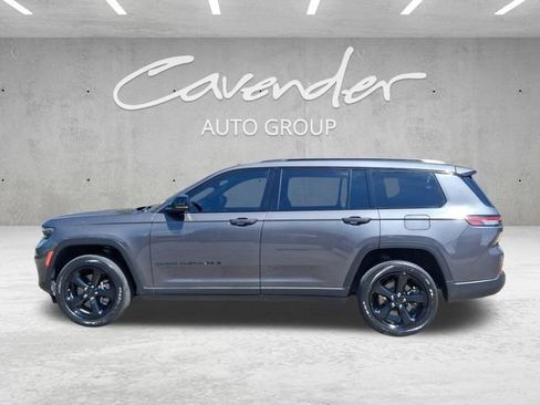 Used 2023 Jeep Grand Cherokee L Altitude AWD/4WD image 16