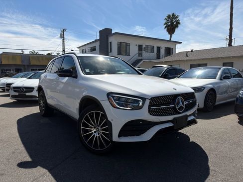 Used 2020 Mercedes-Benz GLC 300 w/ AMG Line image 3