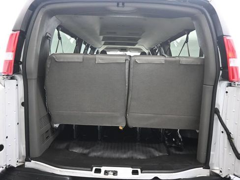Used 2023 Chevrolet Express 3500 LS RWD image 41