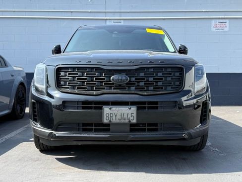 Used 2021 Kia Telluride EX w/ EX Premium Package image 2