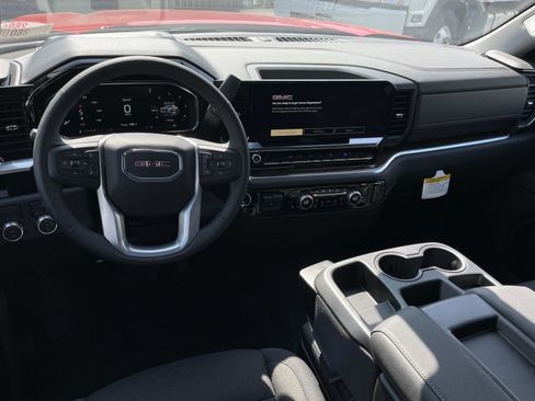 New 2026 GMC Sierra 1500 Elevation image 9