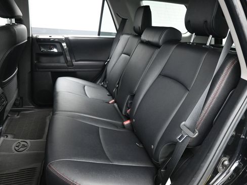 Used 2023 Toyota 4Runner TRD Off-Road Premium w/ Moonroof Package AWD/4WD image 11