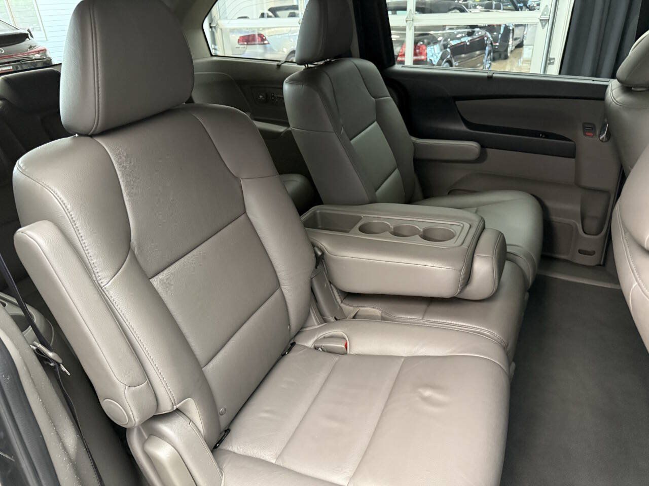 Used 2014 Honda Odyssey Touring image 19