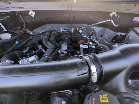 Used 2024 Ford Expedition Max Limited AWD/4WD image 38