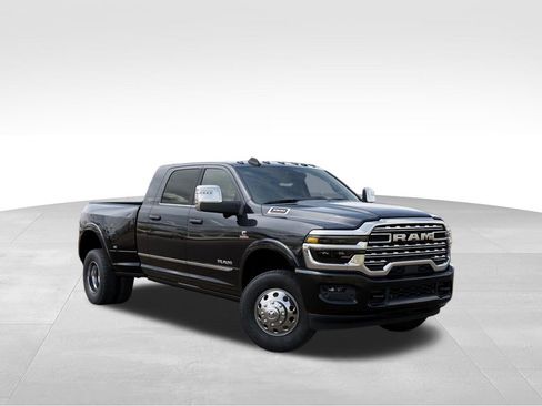 New 2026 RAM 3500 Limited image 5
