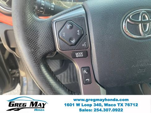 Used 2016 Toyota Tacoma TRD Sport w/ Towing Package RWD image 15