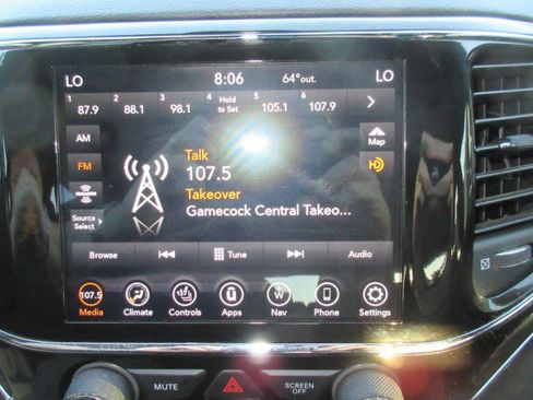 Used 2021 Jeep Grand Cherokee Limited image 25