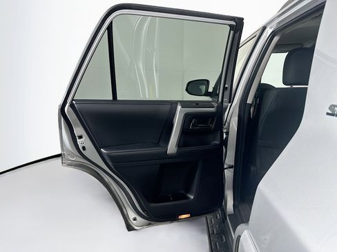 Used 2019 Toyota 4Runner SR5 image 25