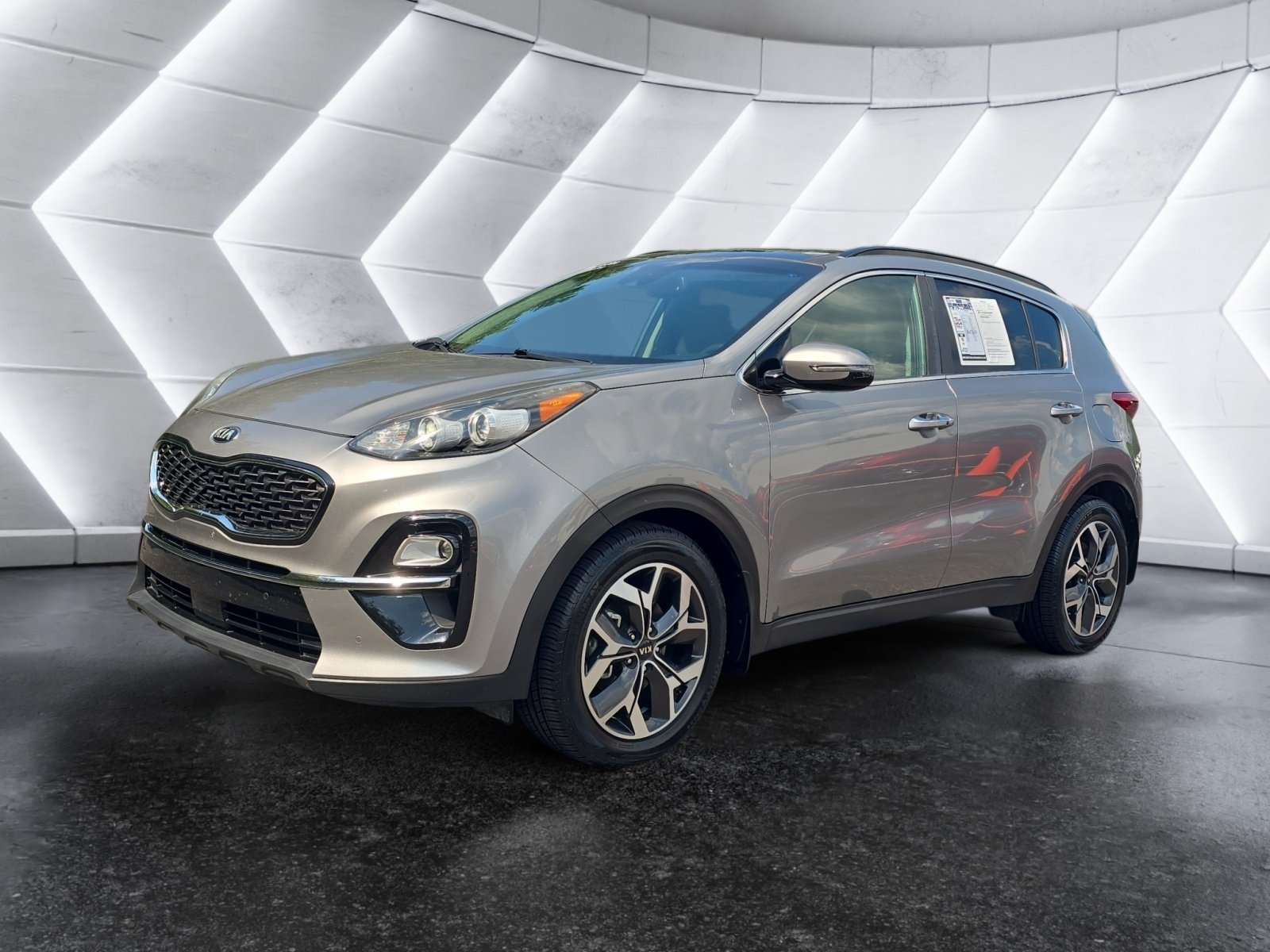 Used 2021 Kia Sportage EX w/ EX Technology Package FWD image 1