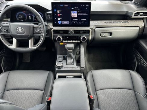 Used 2024 Toyota Tacoma Limited w/ Limited Package (LT) AWD/4WD image 13