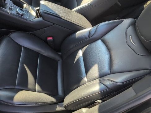 Used 2023 Cadillac XT4 Premium Luxury image 23