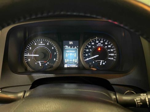 Used 2017 Toyota Sienna Limited Premium image 19