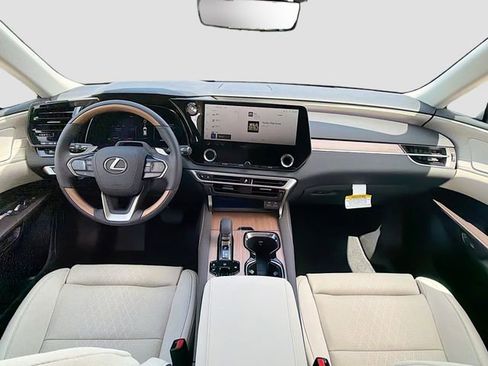New 2026 Lexus RX 350 image 17